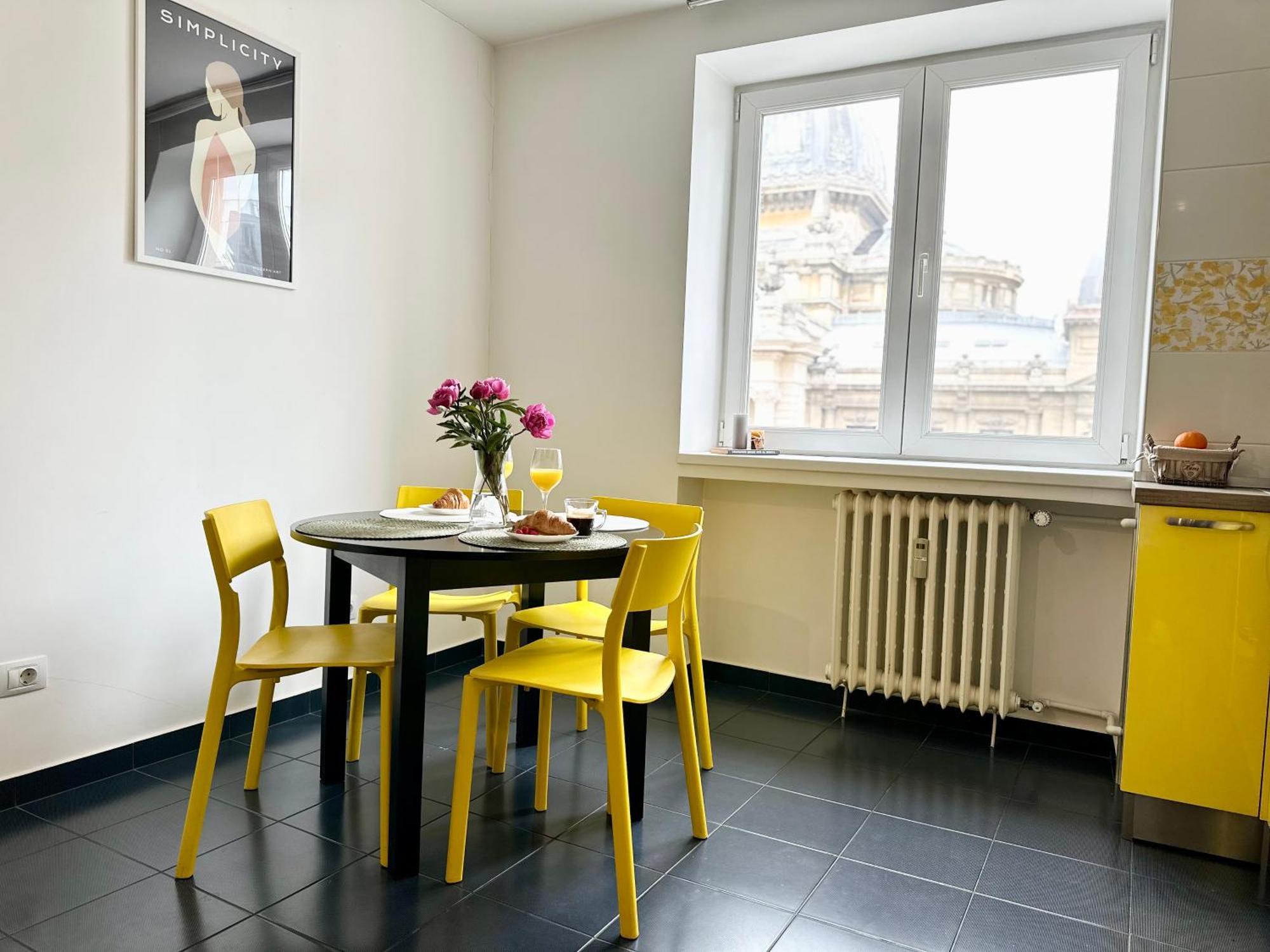 Holiday Apartments History Museum 2 Rooms Βουκουρέστι Εξωτερικό φωτογραφία